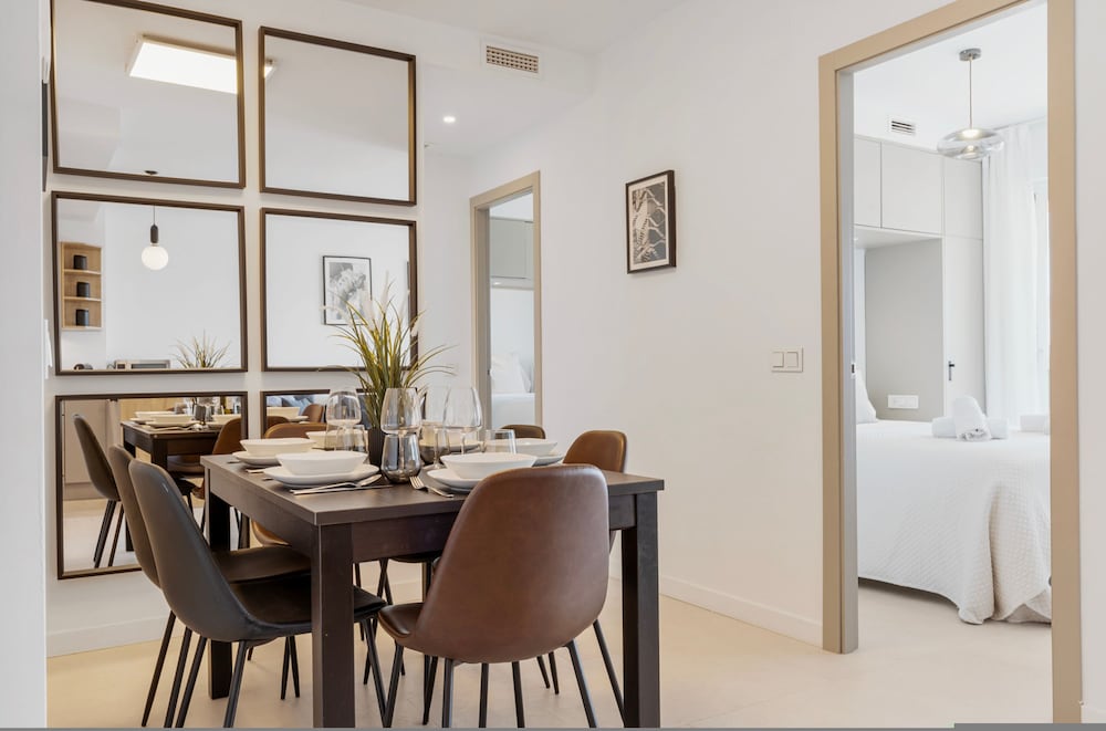 Sunny Getaway With Pool in Marbella - Ref M54