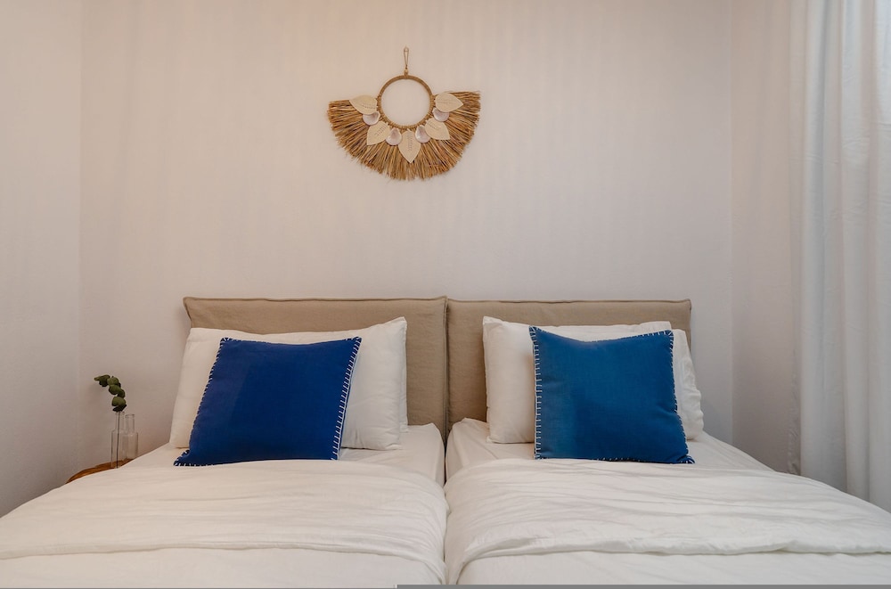 Villa Kaya Plaka With 3 Bedrooms and 3 Bathrooms