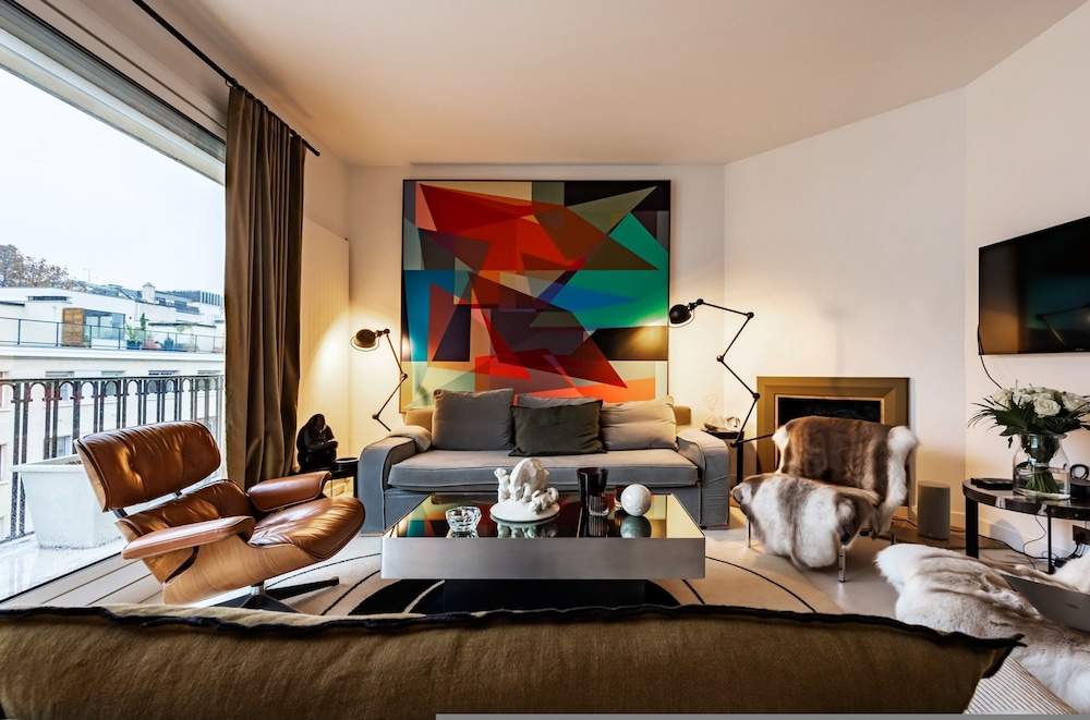 Luxury 4BR Apartment - Bois de Boulogne