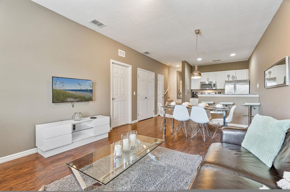Cozy 3bdr House Near Disney