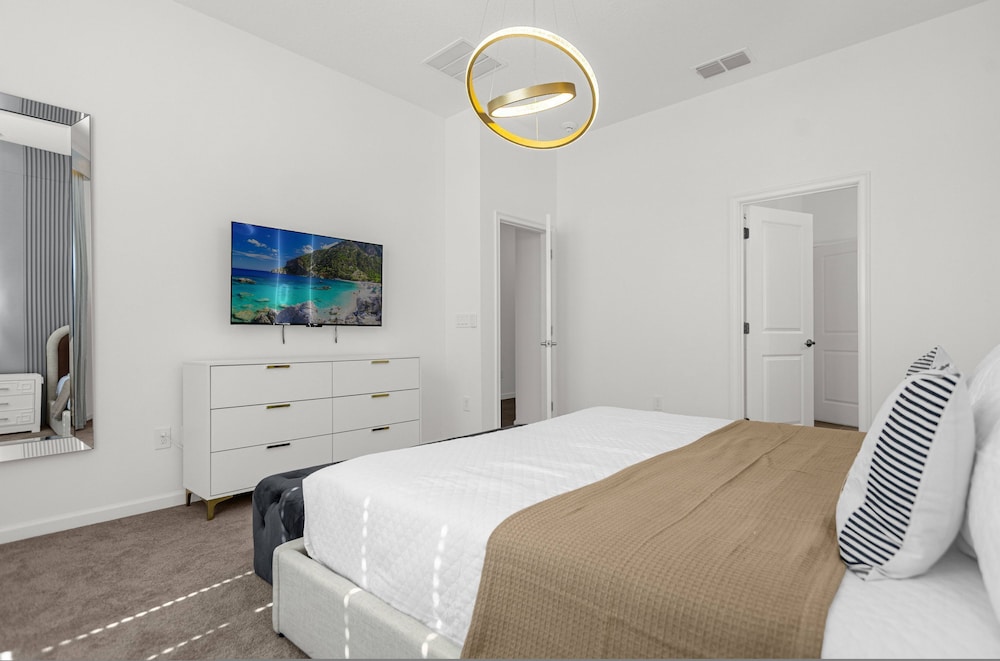 Brand NEW 9bedrooms At Paradiso Grande