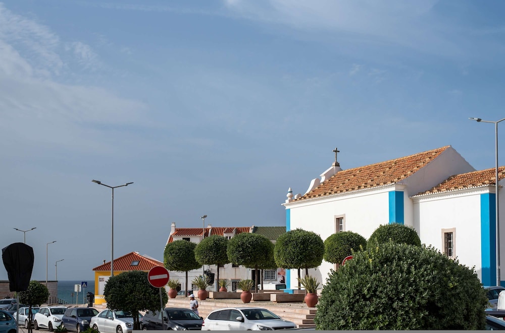 Luxury Ocean View House - Central Ericeira