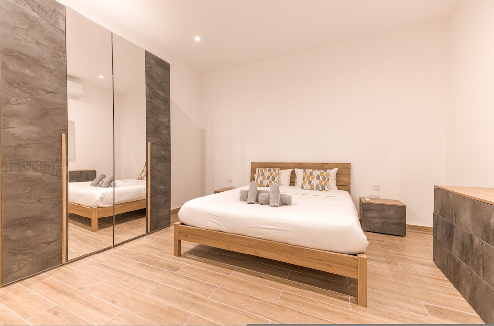 Valletta 2BR Elegant Apartment