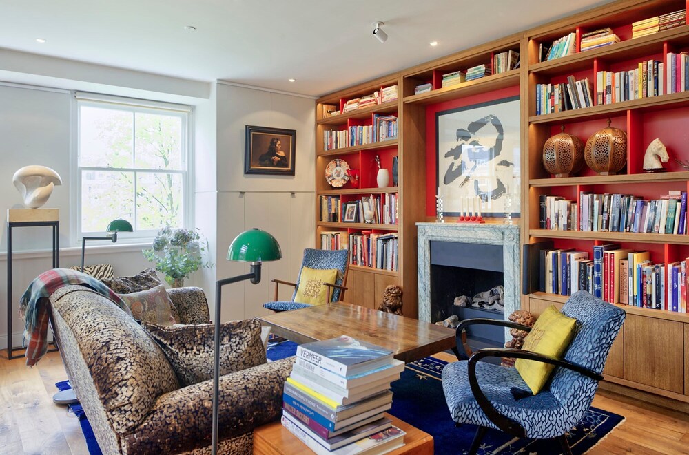 Stunning and Unique 2 Bedroom Apartment in Little Venice West London