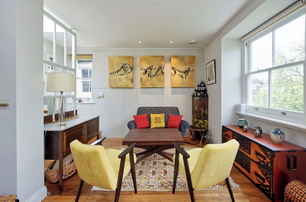 Stunning 2 Bedroom Apartment in Little Venice West London