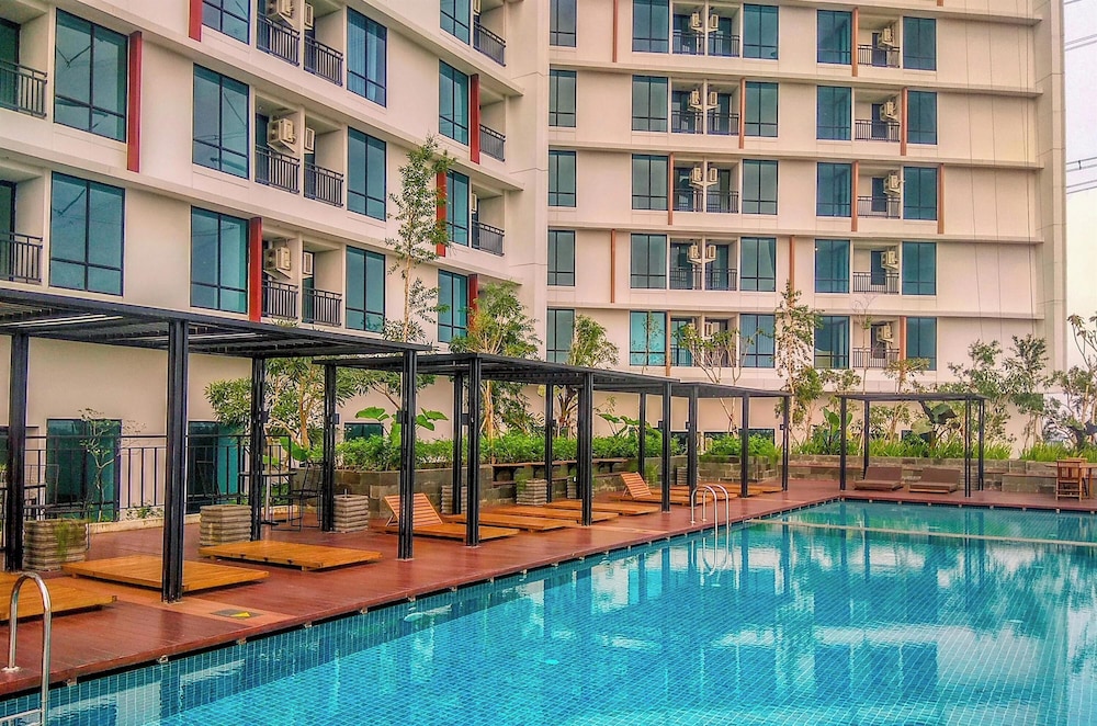 Neat Studio At Lrt City Bekasi Apartment