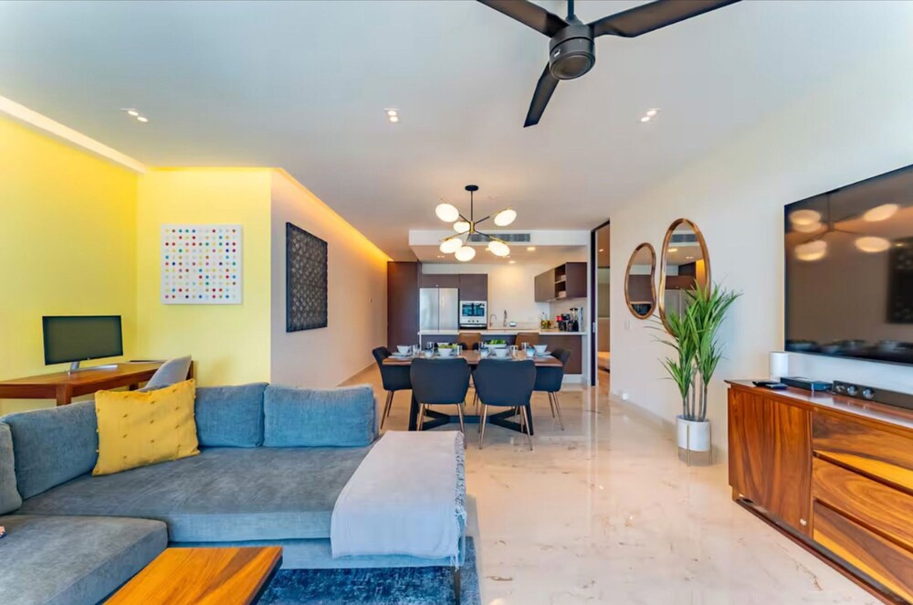 Ph Ocean Lux at Marila Condo