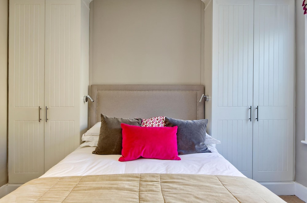 Lovely Apartment With Roof Terrace in Battersea
