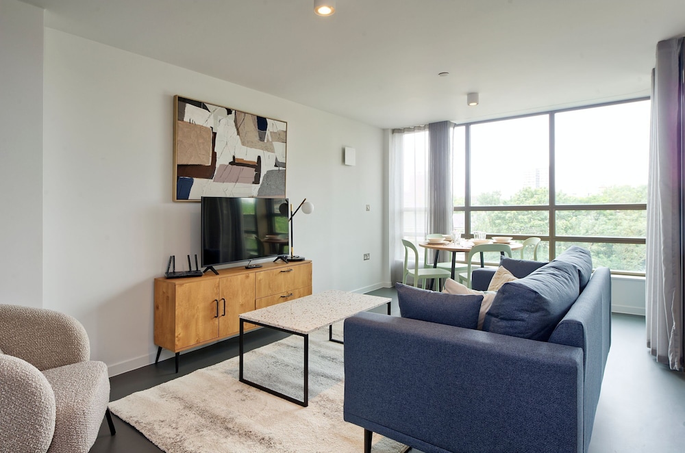 Spacious Two-bedroom Home in East London