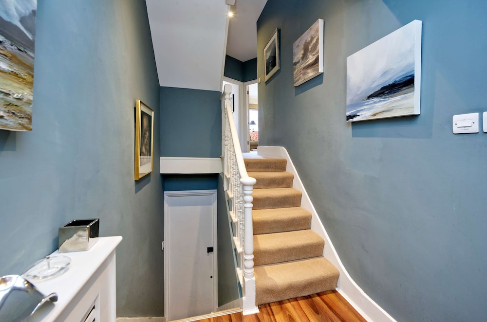 Lovely Apartment With Roof Terrace in Battersea