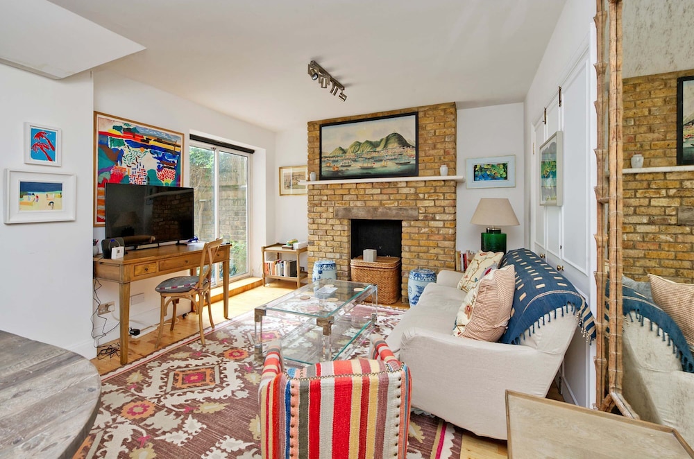 Lovely 2 bed Flat With Garden in Queen s Park