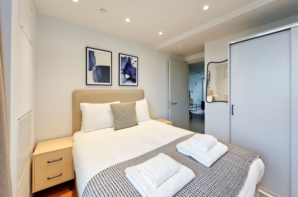 Spacious Two-bedroom Home in East London
