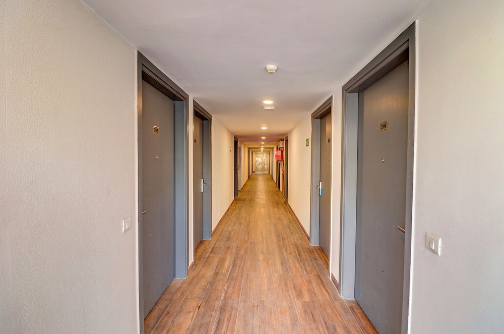 FabHotel Kirti Nagar New Delhi view 5