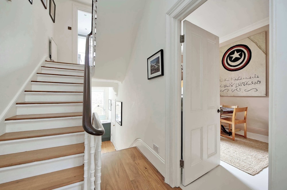 Exquisite 2 Bedroom Flat in Notting Hill