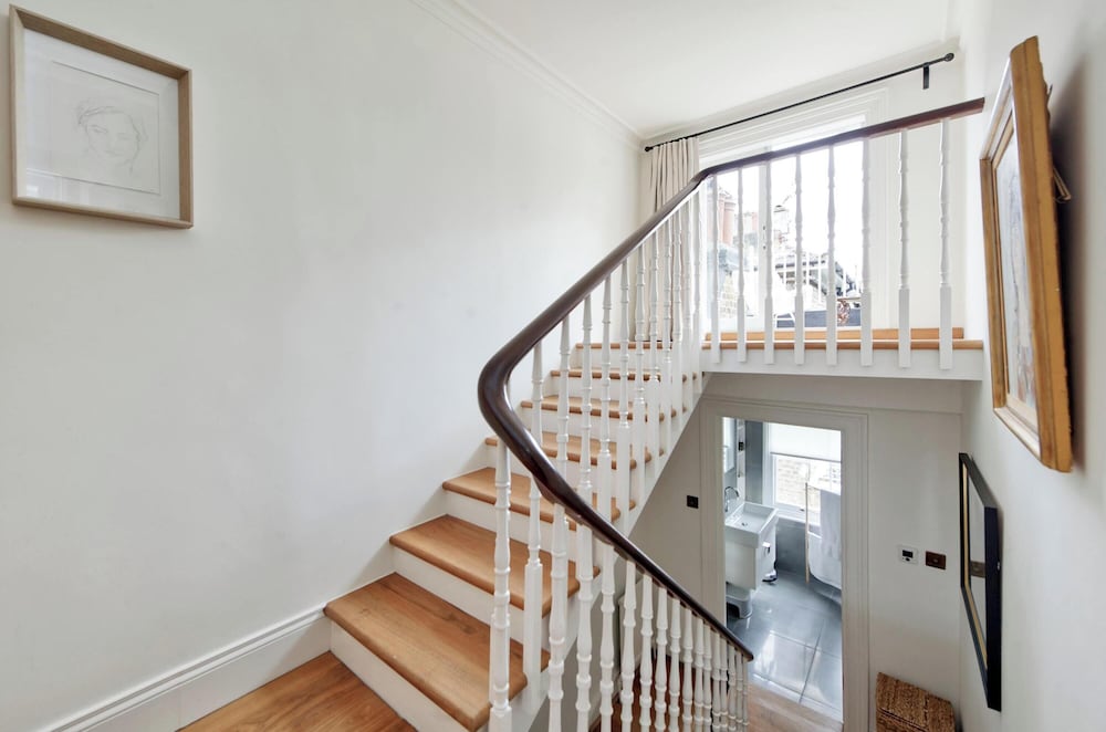 Exquisite 2 Bedroom Flat in Notting Hill