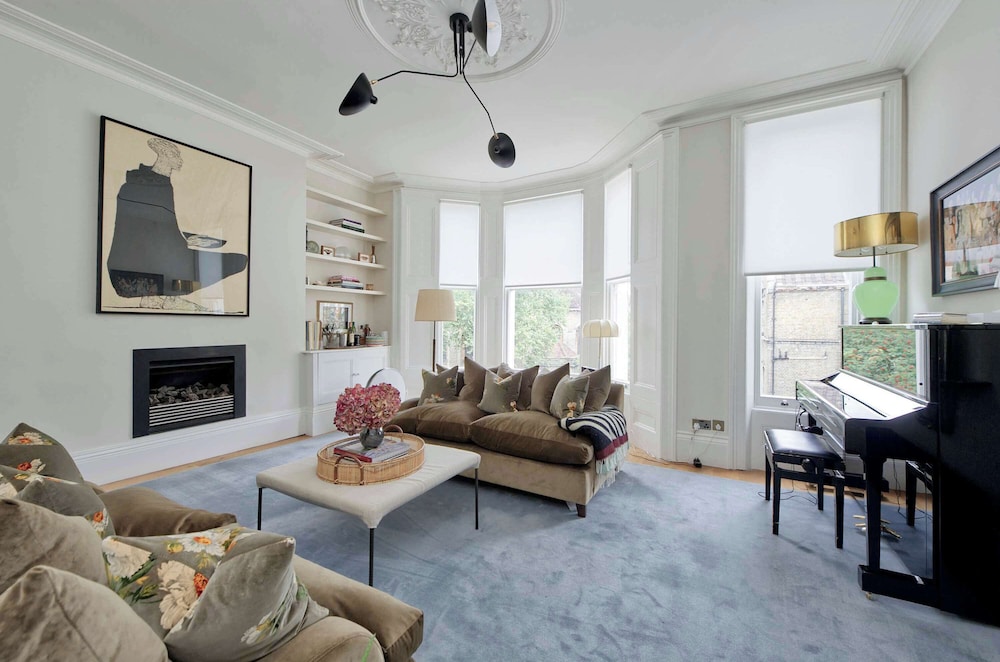 Exquisite 2 Bedroom Flat in Notting Hill