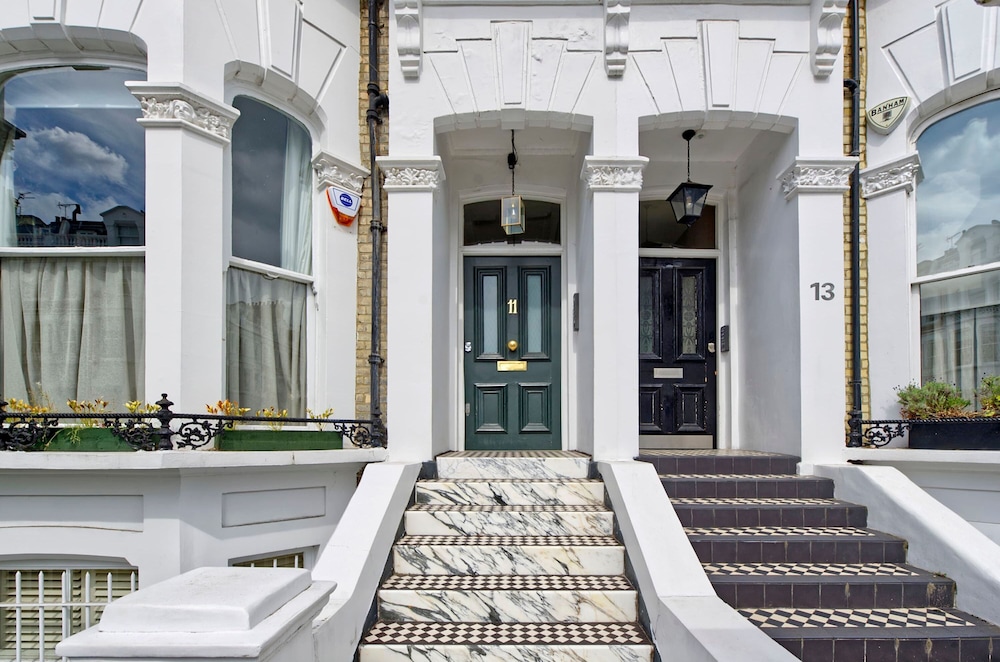 Cosy and Chic one Bedroom Flat in Earl s Court