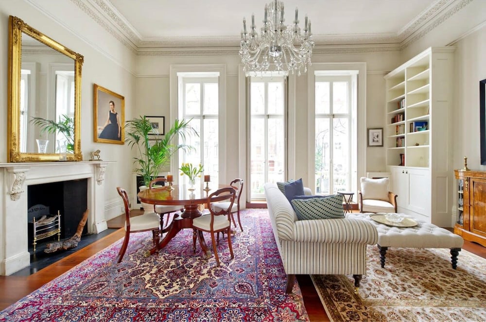 Grand 2 Bedroom Flat Kensington