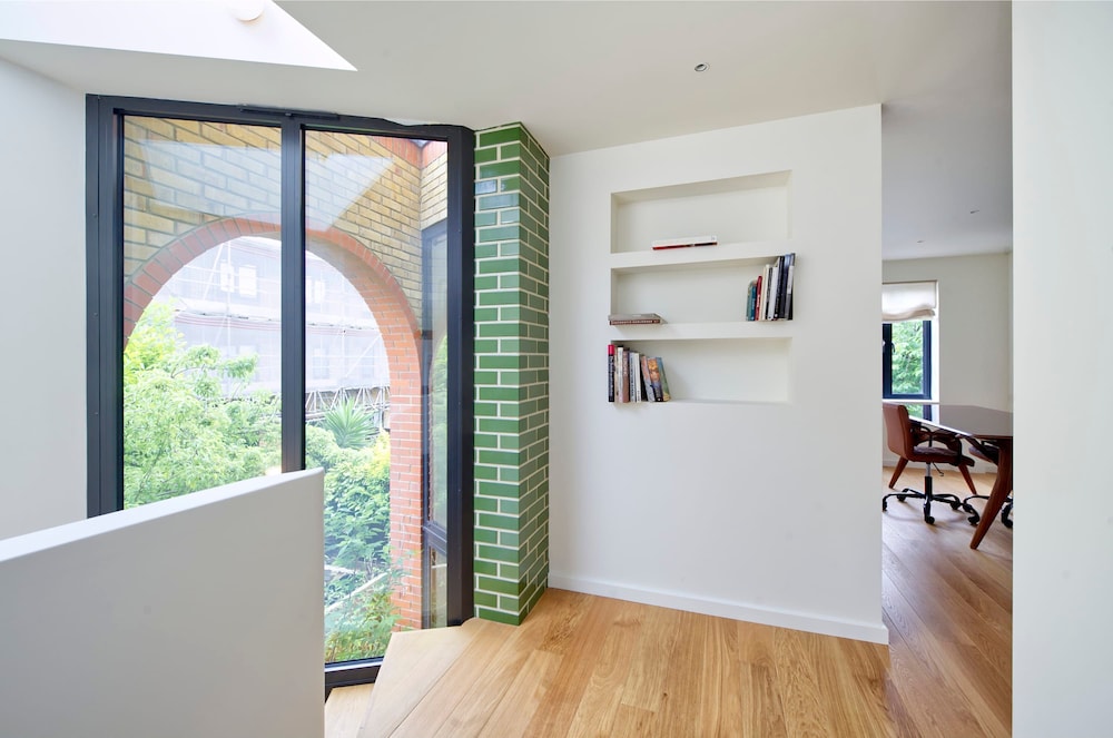 Modern Bright - 3 Bed House in Notting Hill