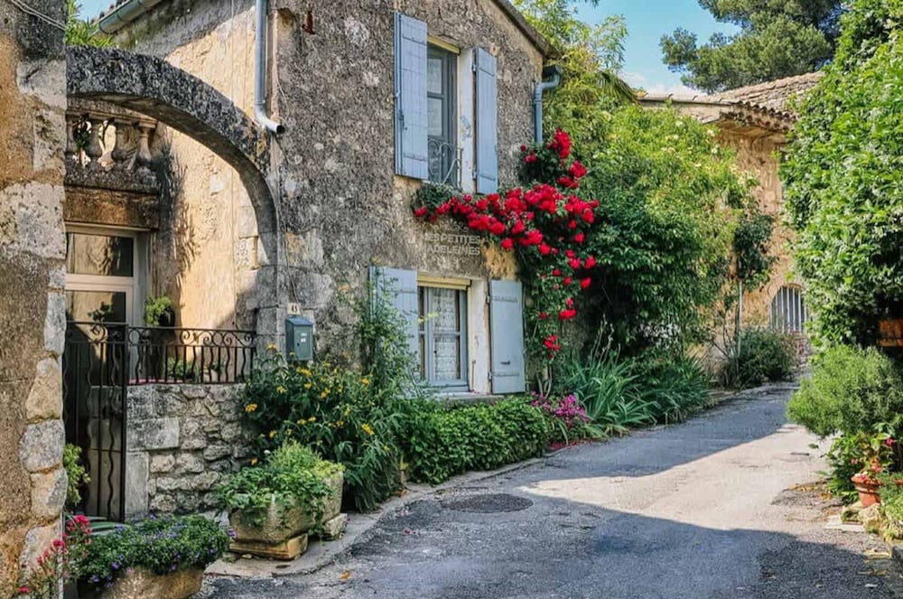 La Familiale - Proven al House With Swimming Pool and Breathtaking View of Gordes