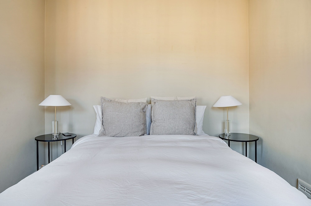 Belgravia Beauty - by Out of Office Lifestyle