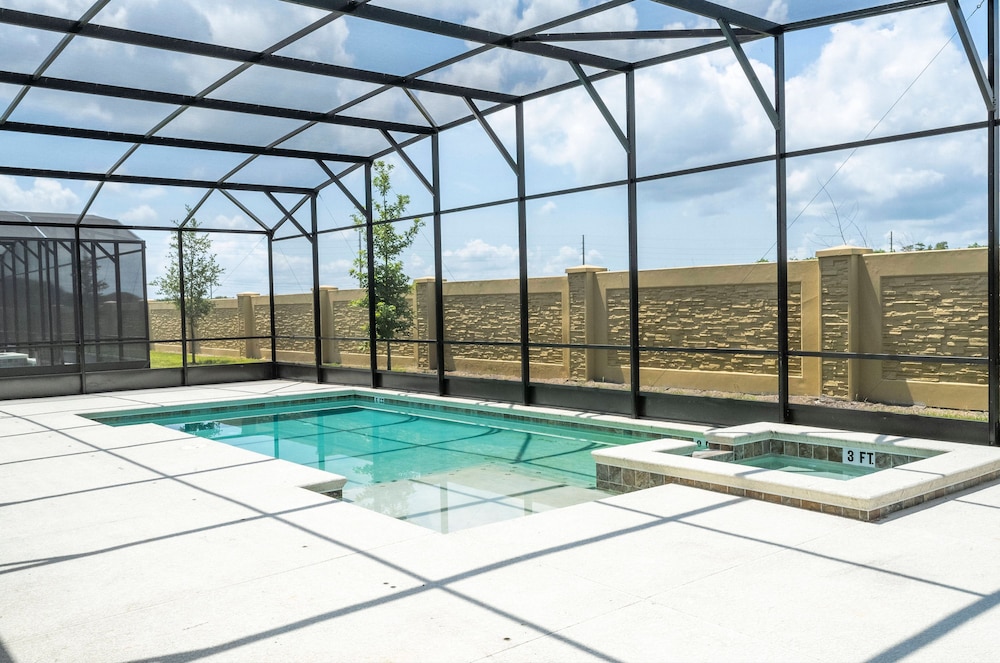 Stunning Masterpiece 15 Ensuites