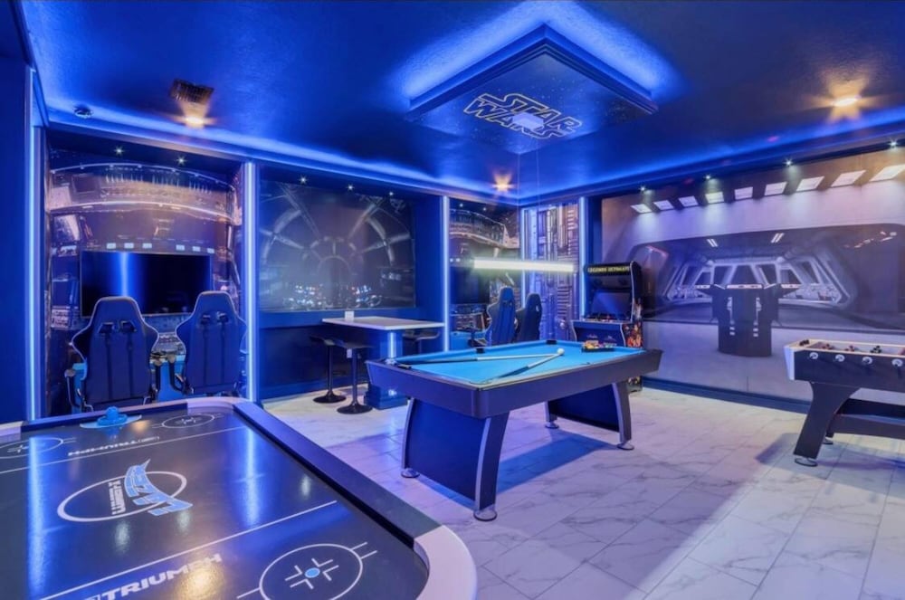 Luxury Villa 9 Bedrooms Pool Games Room view 5