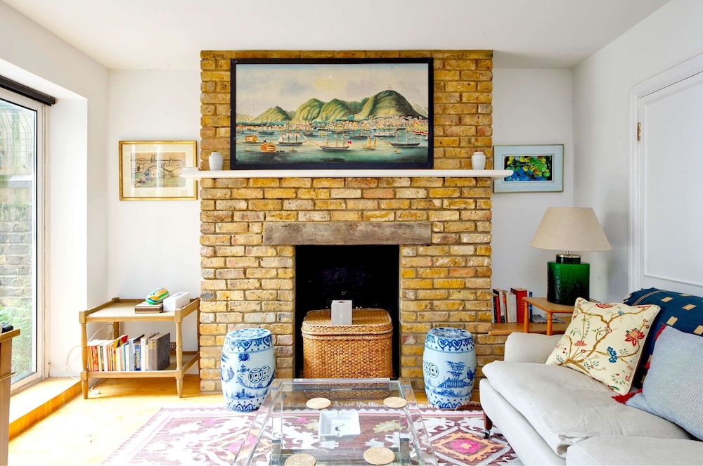 Lovely 2 bed Flat With Garden in Queen s Park