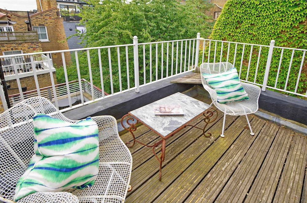 Exquisite 2 Bedroom Flat in Notting Hill