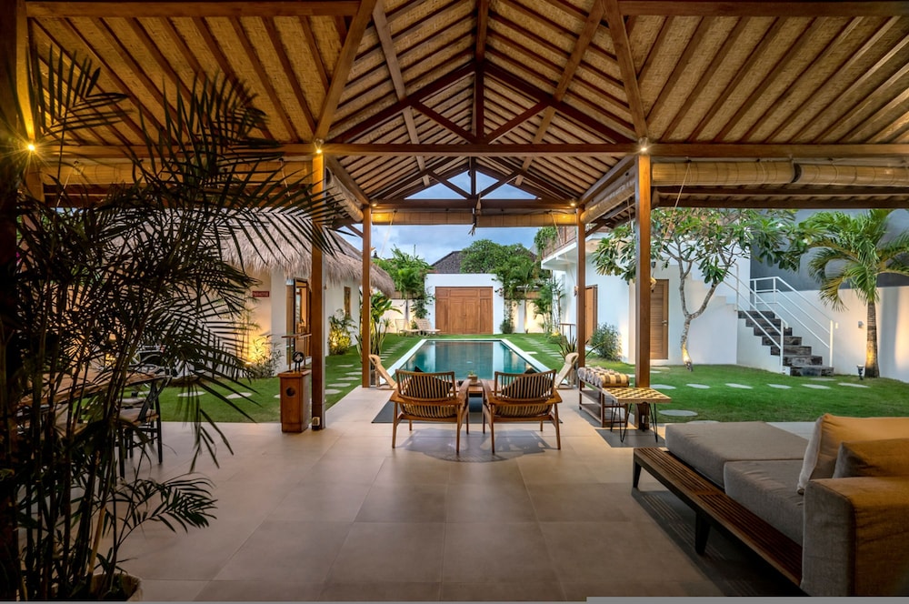 House of Bagera by Alfred in Bali - Tropical Family Dream Villa in Seminyak Oberoi Beach Bali