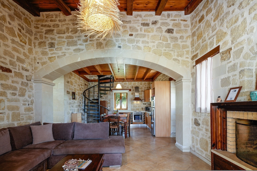 Villa Takis - Private Pool Superb Sea View