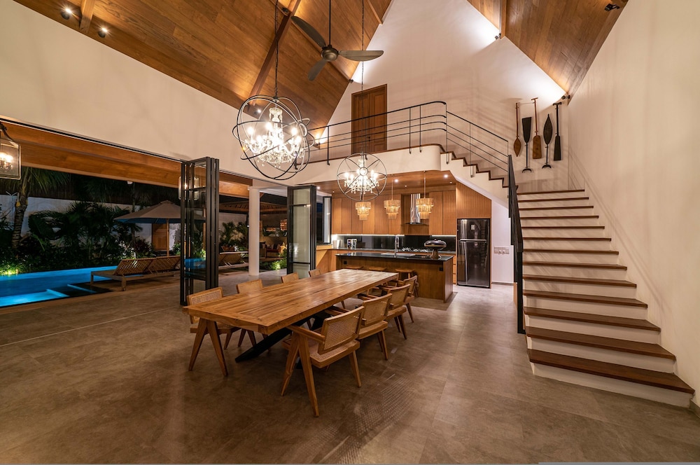 Villa Nusantara 5 by Alfred in Bali - Promo Luxury 4BD Pool Villa Pererenan Beach Caggu