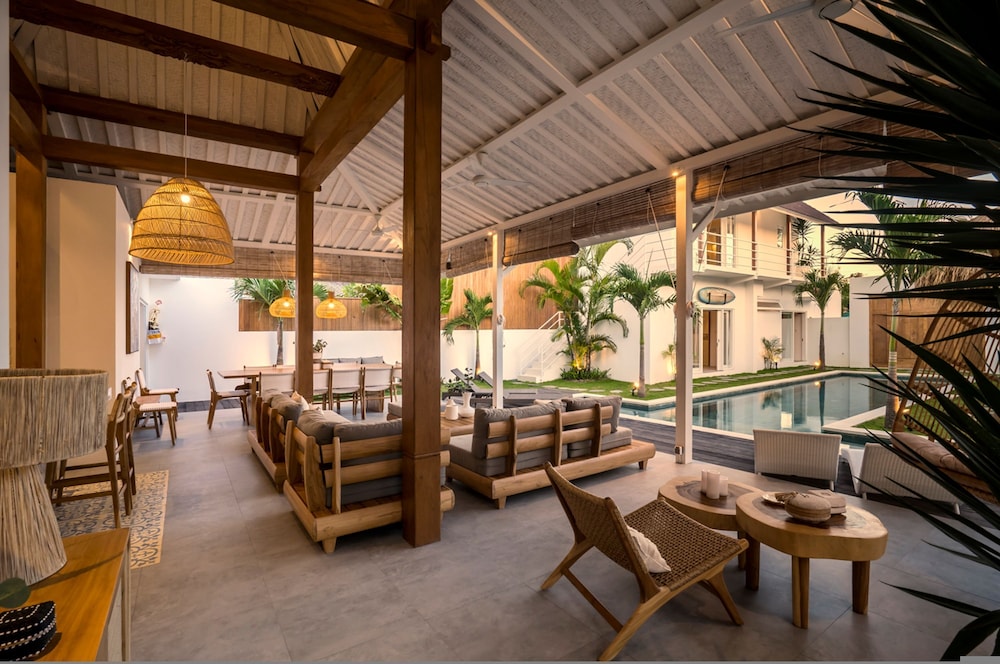 Villa Makena by Alfred in Bali - Stunning Tropical 6BD Villa Near the Beach