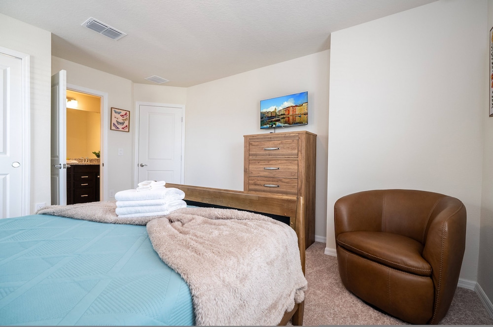 Windsor Cay 7BR Water Park Free