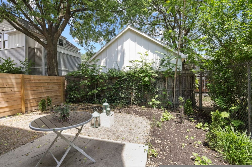 Stylish Getaway -columbus-3 Bedroom Masterpiece