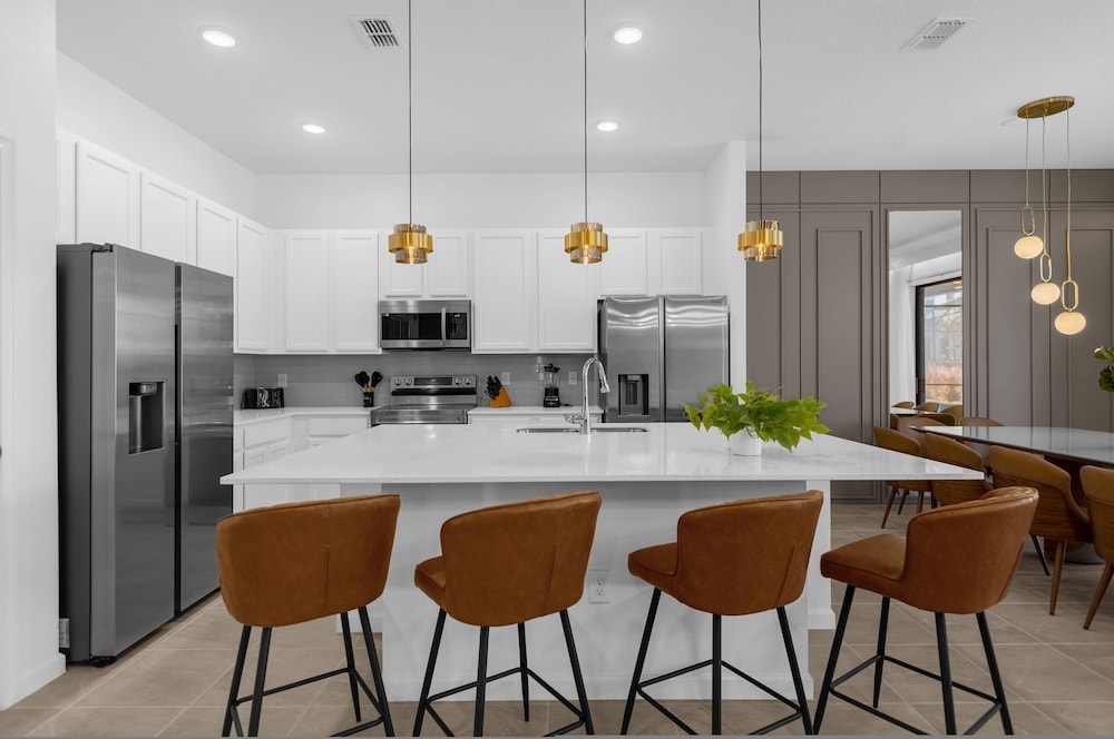 Brand NEW 9bedrooms 9bathrooms At Paradiso Grande