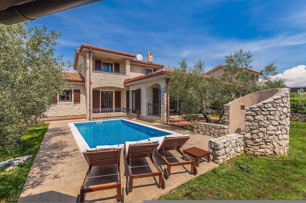 Holiday House Casa D Oro