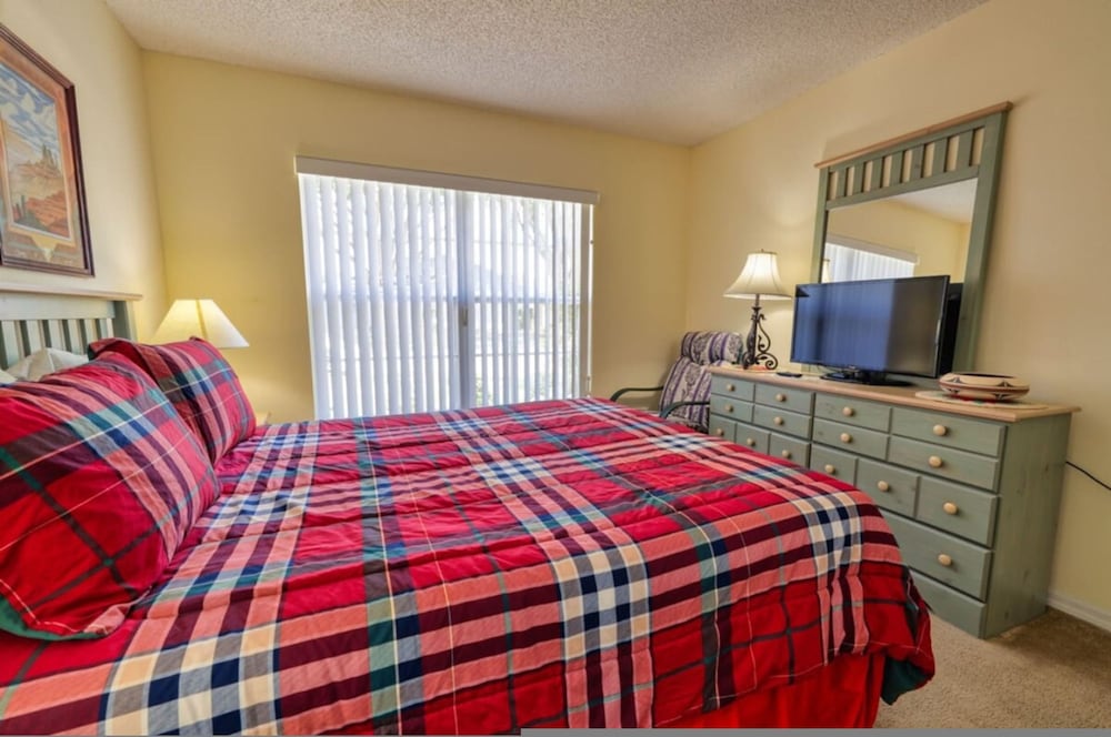 Family Friendly Pool Home Near Disney Private Pool view 4