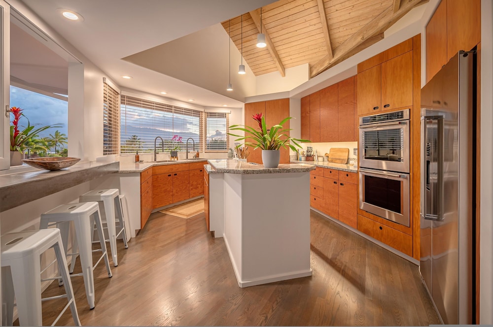 Hanalei Vista Estate