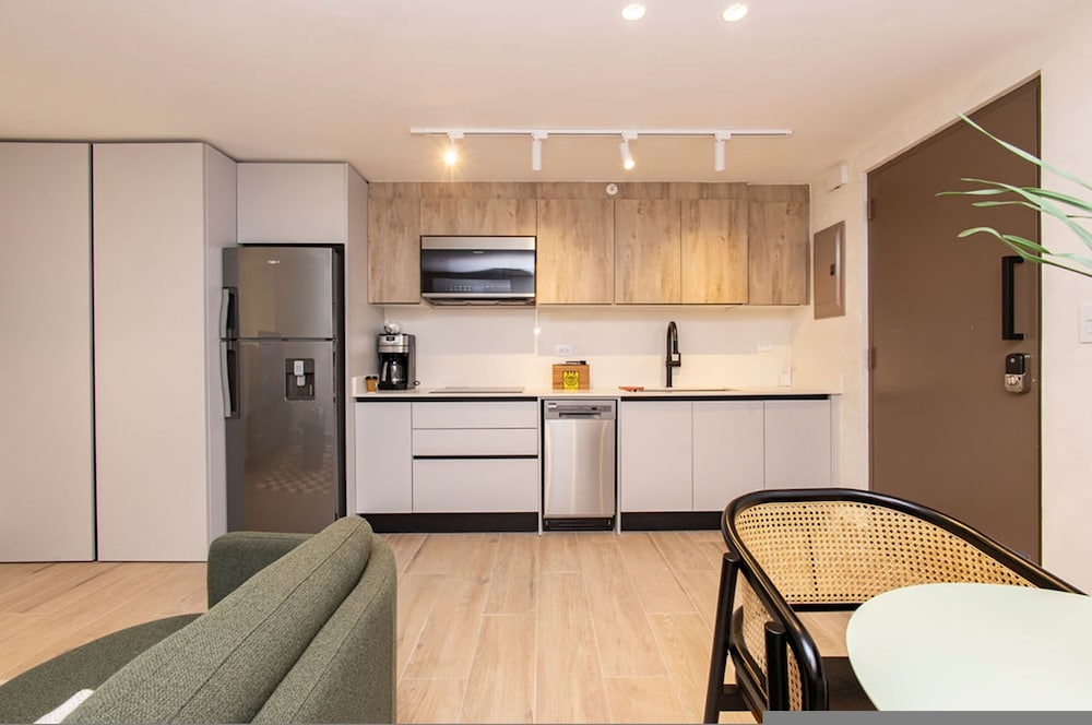 The Stallion by Acomodo Casco Viejo-top Location