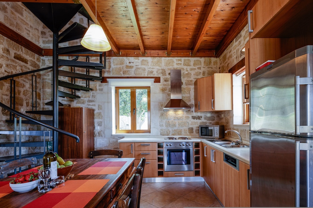 Villa Takis - Private Pool Superb Sea View