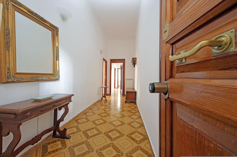 4bnb - Queen Mary Vatican Home