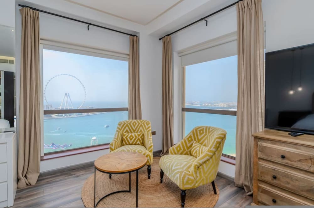 JBR Bahar Beach Views 4 Beds