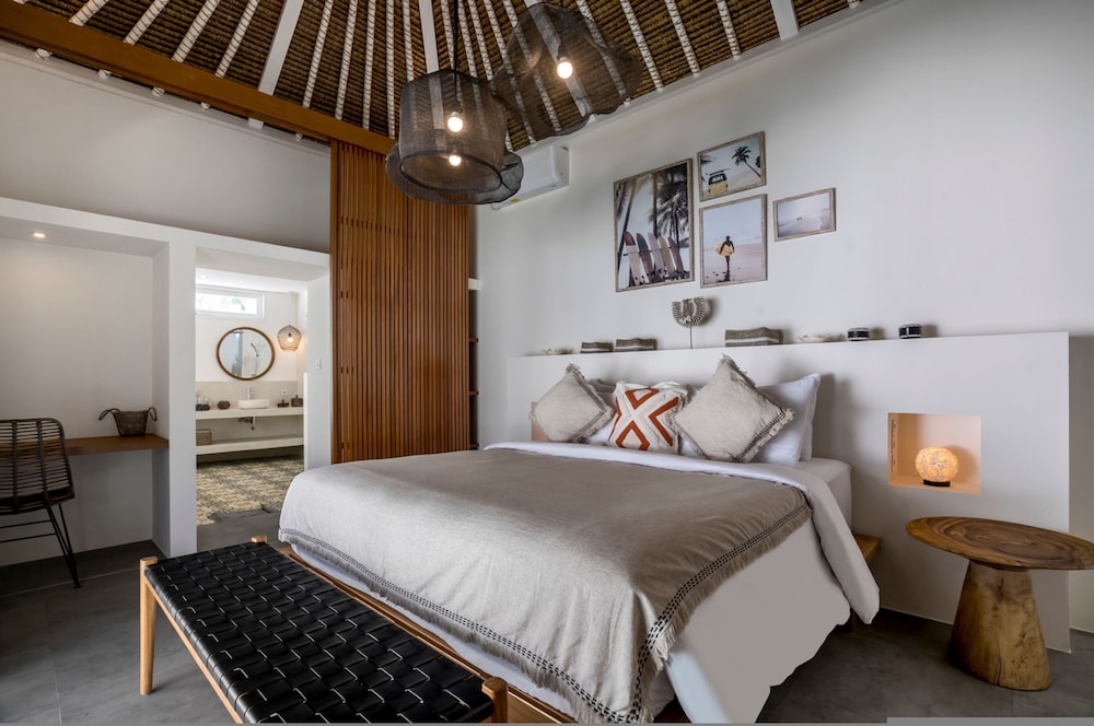 Villa Makena by Alfred in Bali - Stunning Tropical 6BD Villa Near the Beach