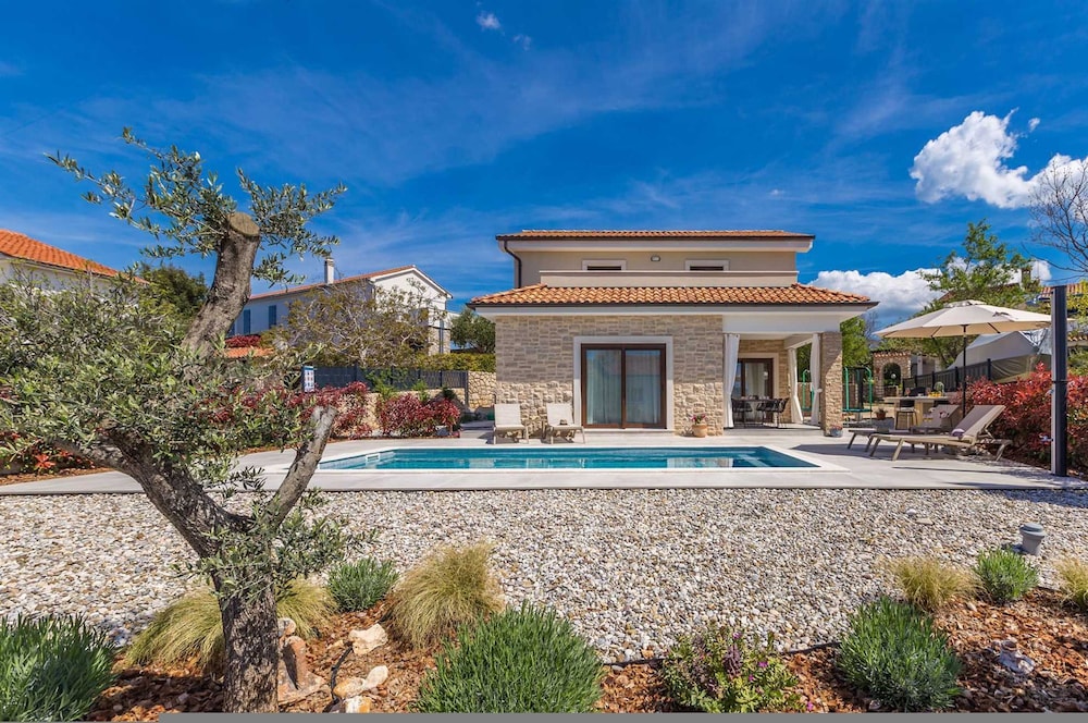 Holiday House Villa Andro