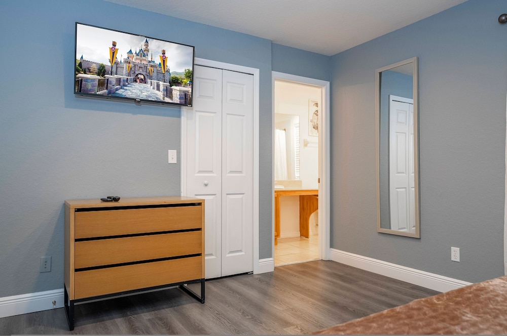 Cozy 3BR Regal Oaks Close to Disney