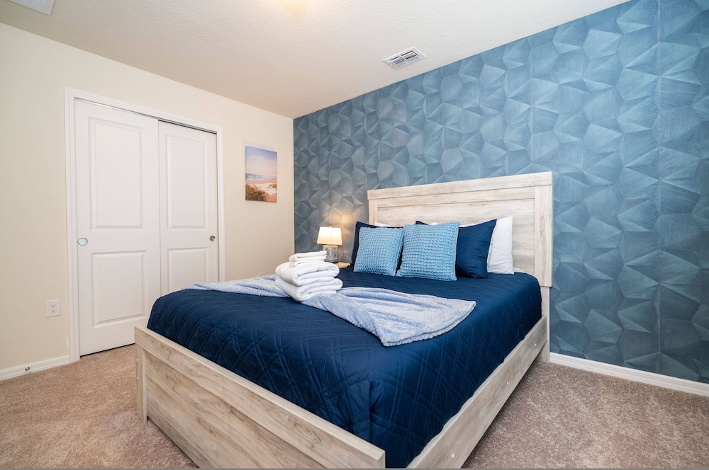 Windsor Cay 7BR Water Park Free