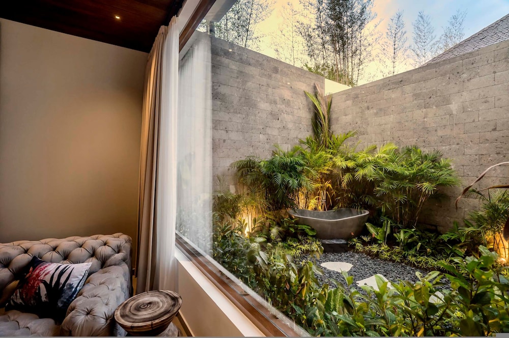 Villa Nusantara 3 by Alfred in Bali - Luxury 4bdr Brand New Villa Near Pererenan Beach Canggu
