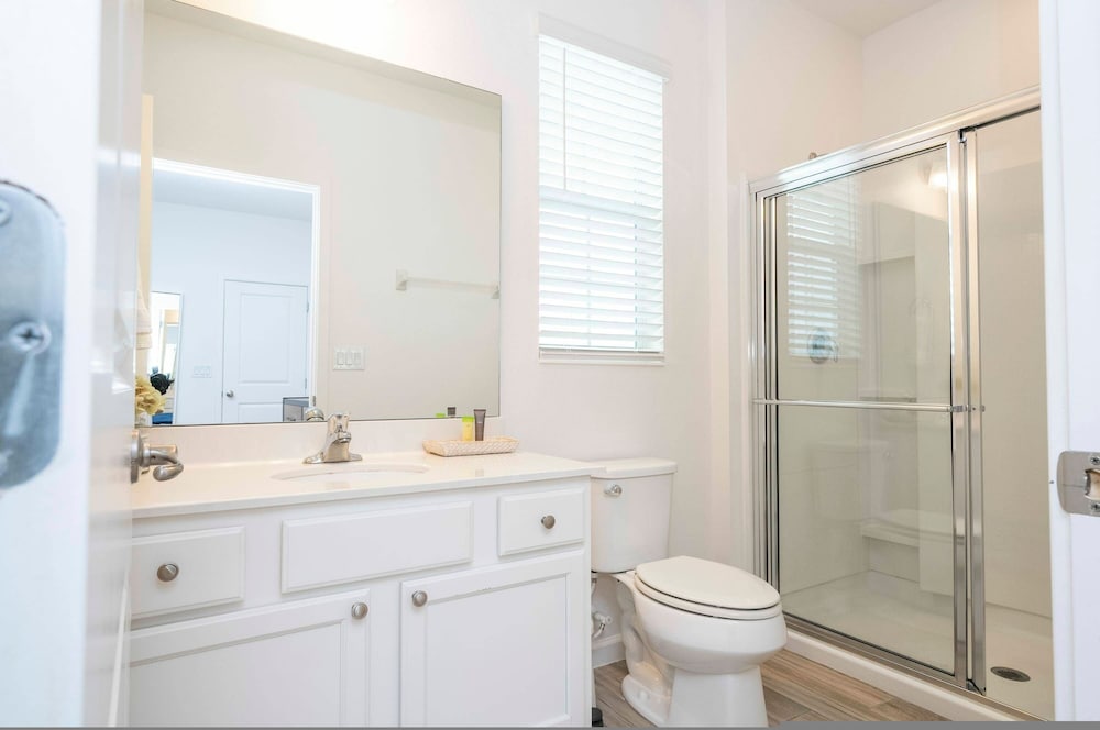 Spacious 12br Family Villa Near Disney Bella Vida
