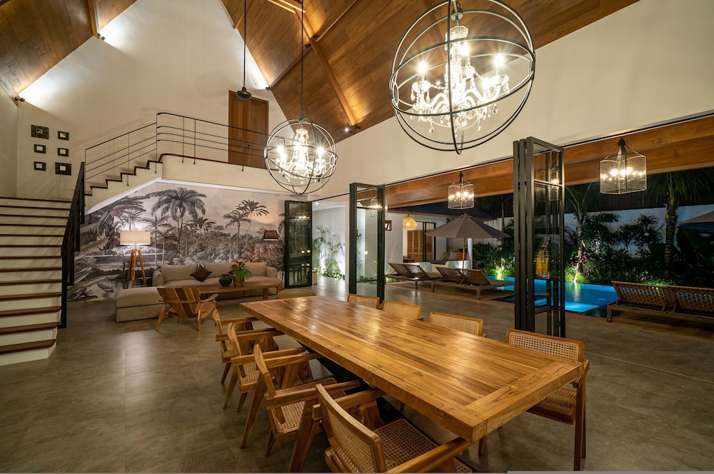 Villa Nusantara 5 by Alfred in Bali - Promo Luxury 4BD Pool Villa Pererenan Beach Caggu